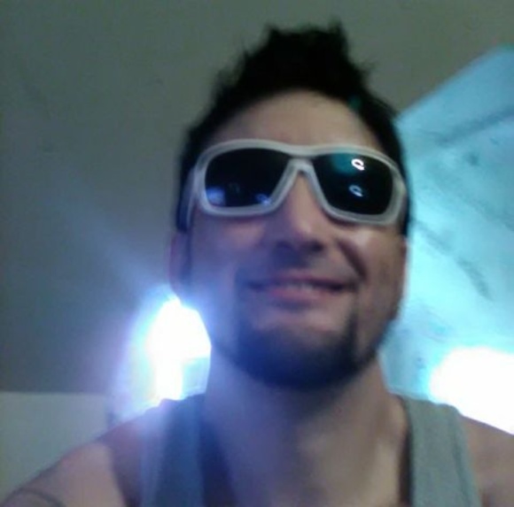 Meet your Posher, Joshua - Picture 1 of 1